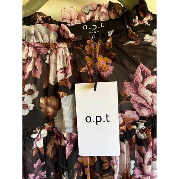 OPT One Pretty Time Tiered Floral Boho Blouse w Camisole - Picture 4 of 6
